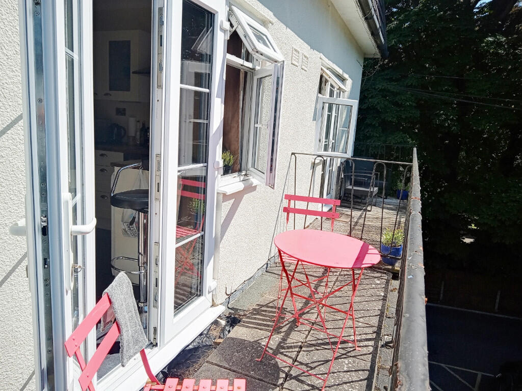 Additional image 4 of Knyveton Road, Bournemouth, Dorset, BH1