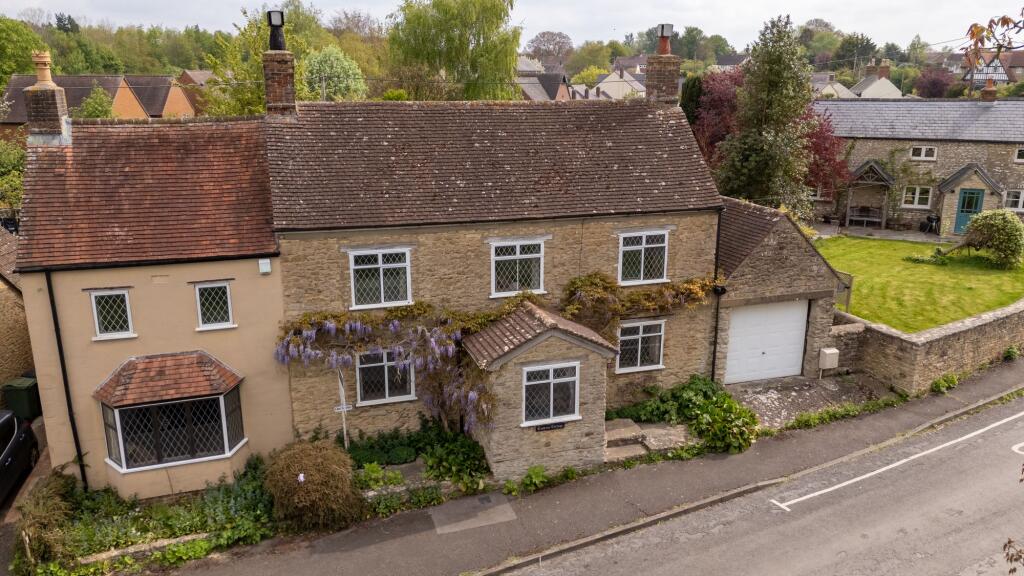 Main image of property: The Green, Great Milton, OX44