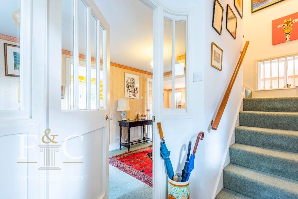 3 bedroom character property for sale in Church Lane, Wormleybury Court