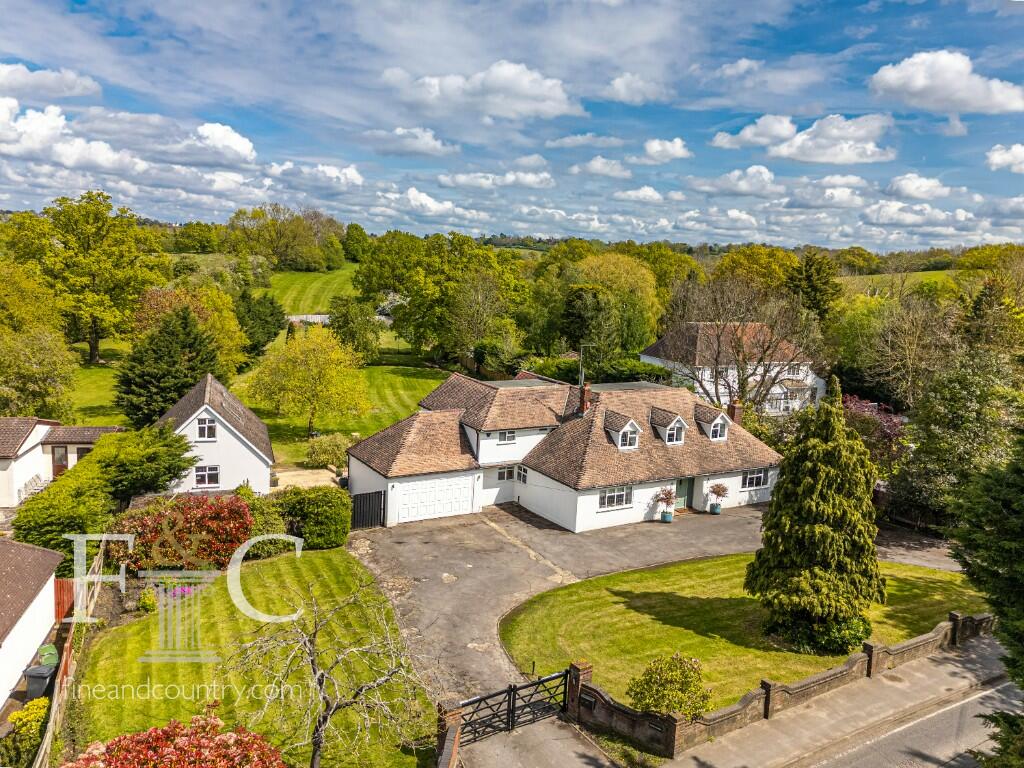 Main image of property: Middle Street, EN9