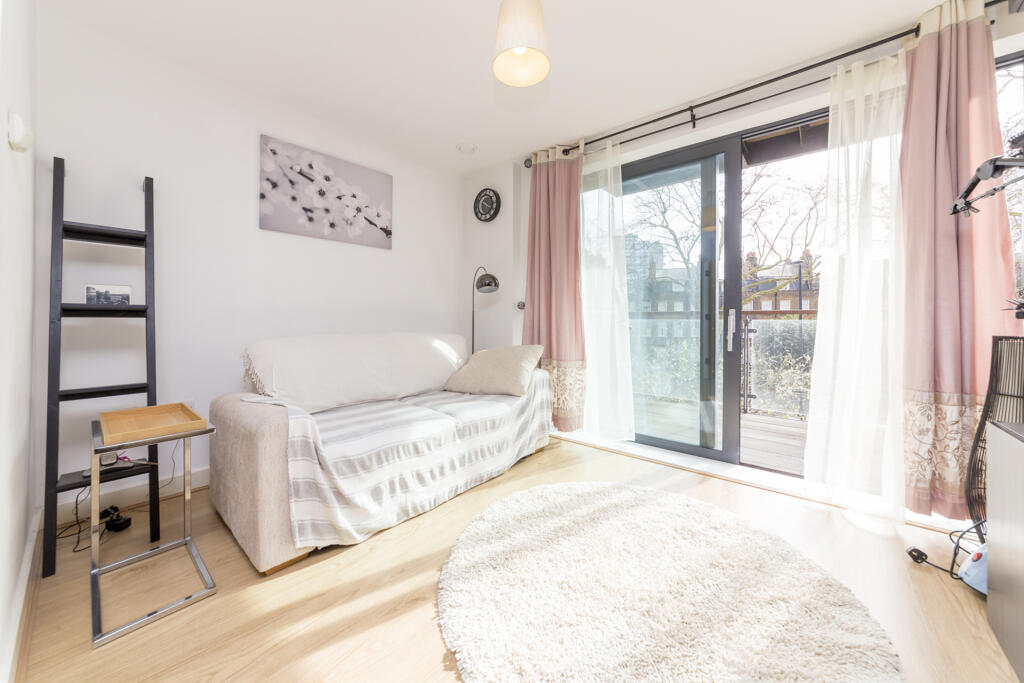 Main image of property: Kennington Road, London, SE11