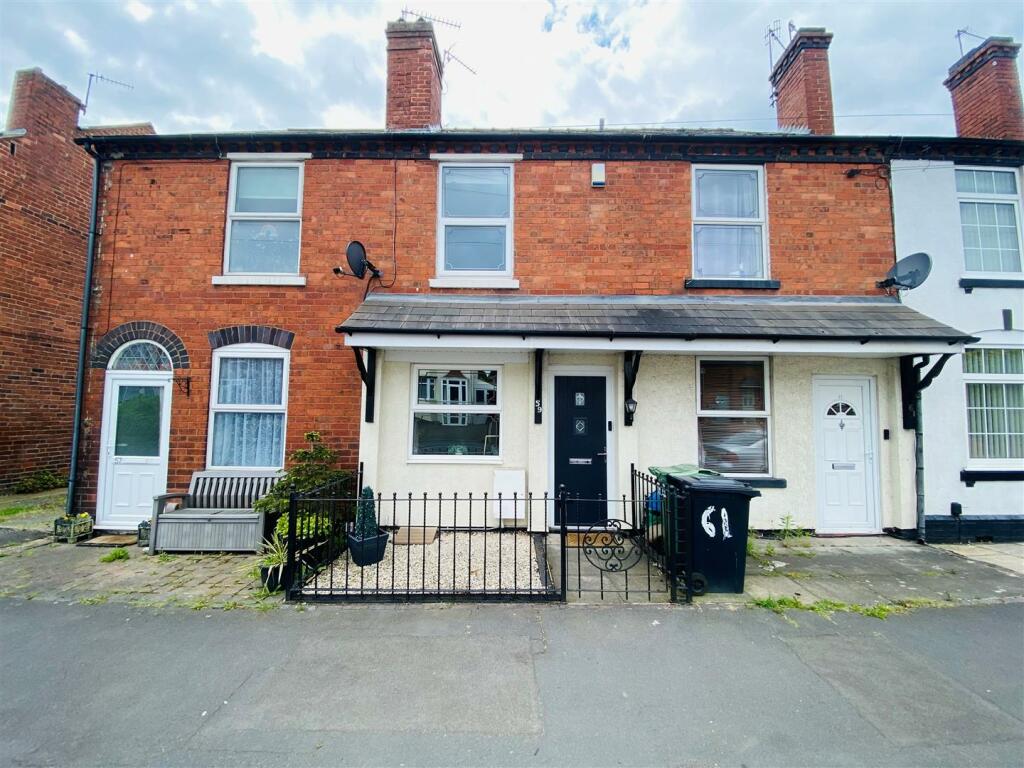 2 bedroom terraced house for sale in Cherry Street, Halesowen, B63
