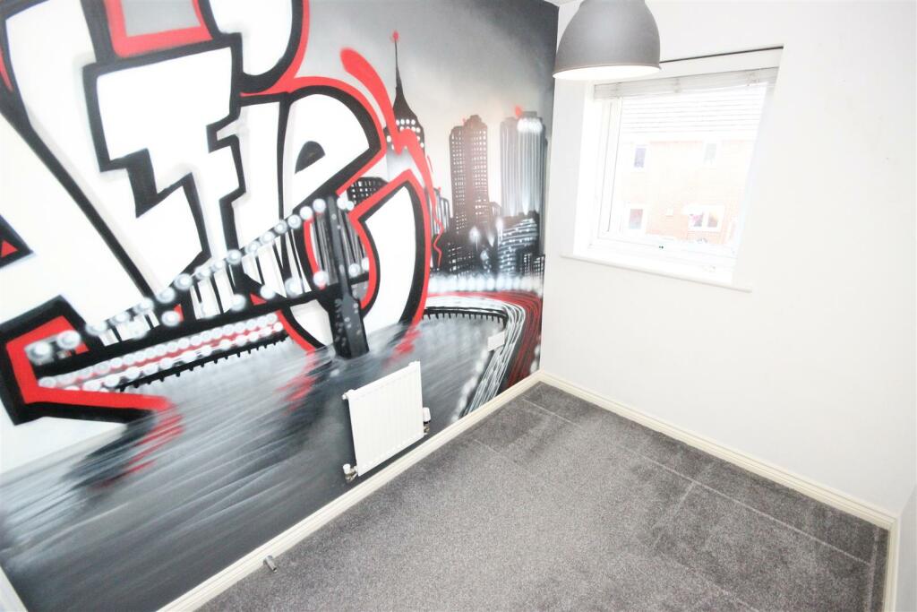Additional property image - Sandwell Grove, Cradley Heath