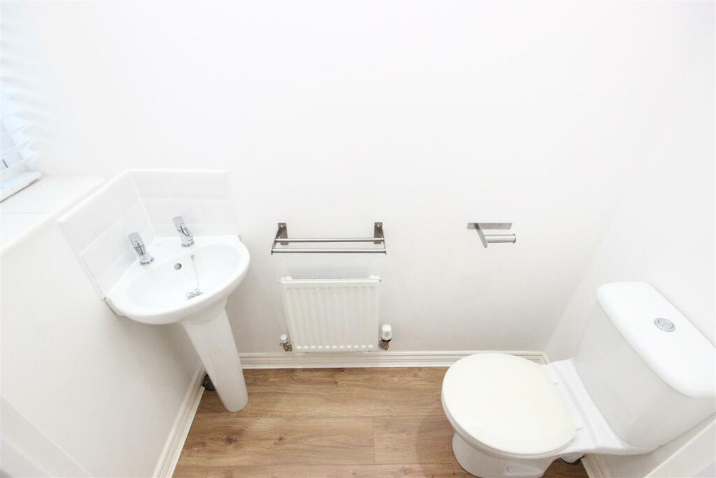 Additional property image - Sandwell Grove, Cradley Heath