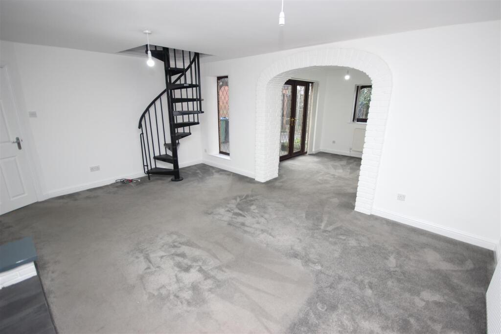 Additional property image - 1 Bradleys Close