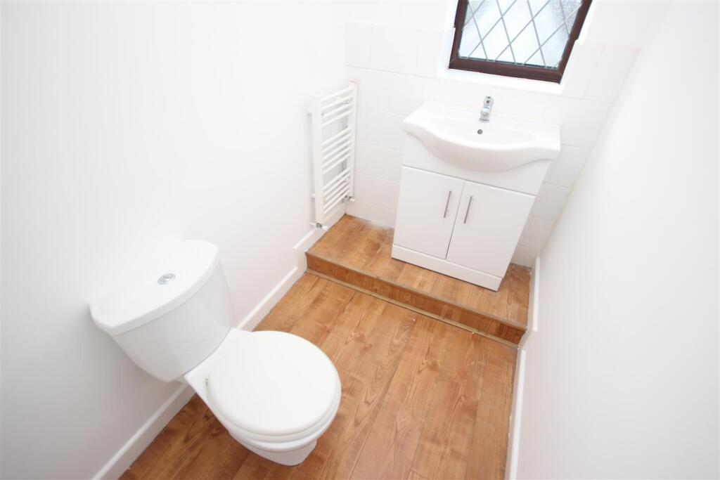Additional property image - 1 Bradleys Close