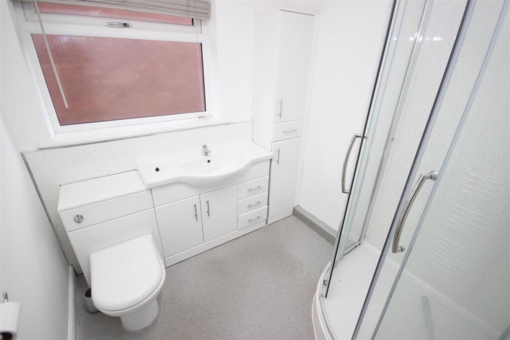Additional property image - 1 Bradleys Close