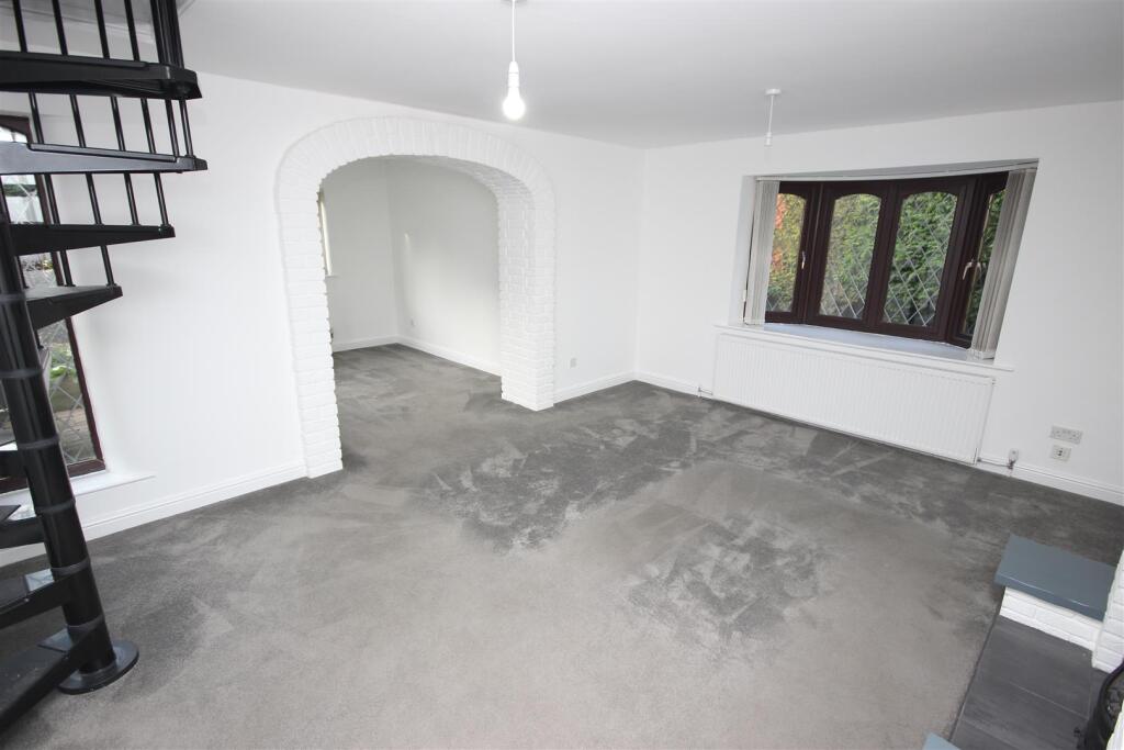Additional property image - 1 Bradleys Close