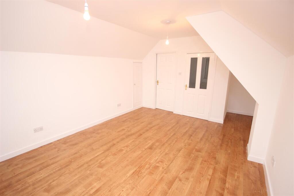 Additional property image - 1 Bradleys Close