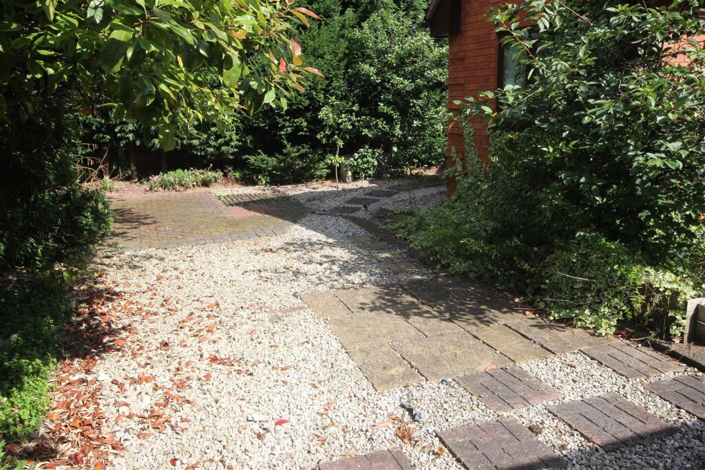 Additional property image - 1 Bradleys Close