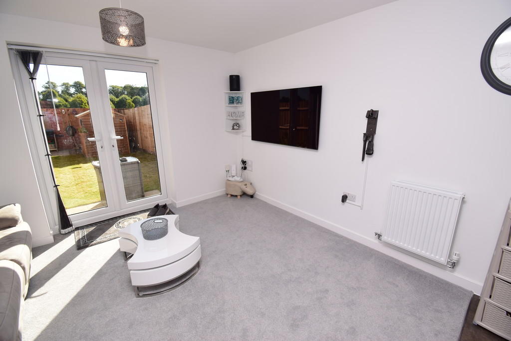 2 bedroom end of terrace house for sale in Hodgson Avenue, Leiston, IP16