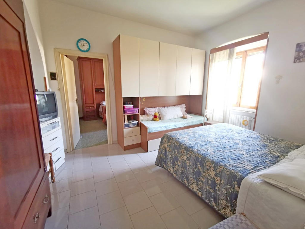 4 bedroom apartment for sale in Abruzzo, Pescara, Penne, Italy