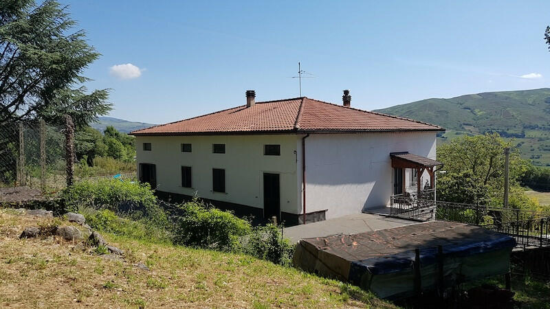 Main image of property: Molise, Campobasso, Castropignano