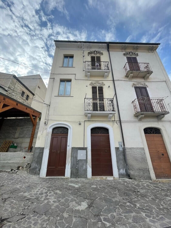 Main image of property: Abruzzo, L`Aquila, Prezza