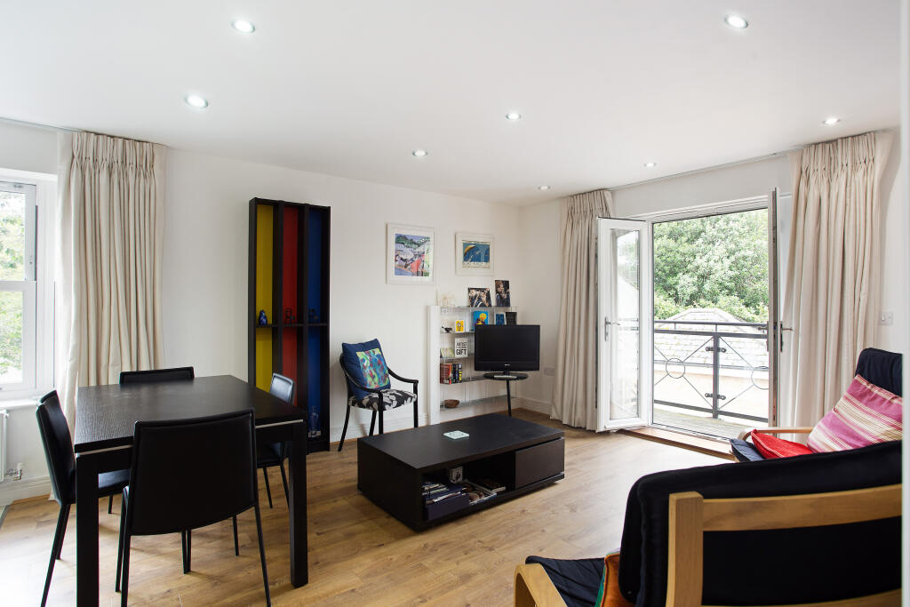 Main image of property: Gillis Square, LONDON, SW15