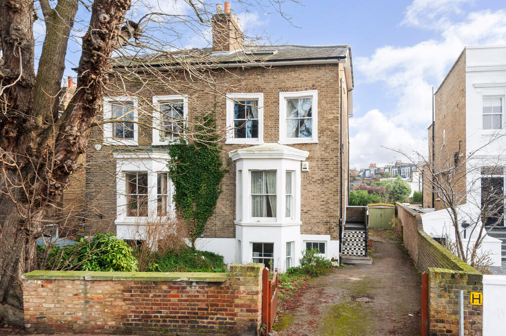 Main image of property: Charlwood Road, London, SW15