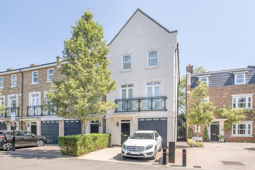 Main image of property: Gillis Square, LONDON, SW15