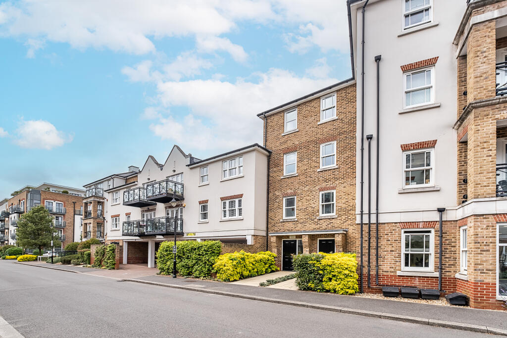 Main image of property: Holford Way, London, SW15