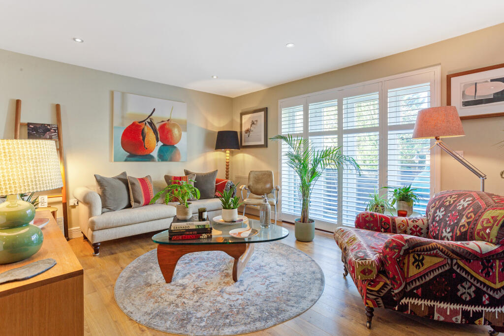 Main image of property: Holford Way, London, SW15