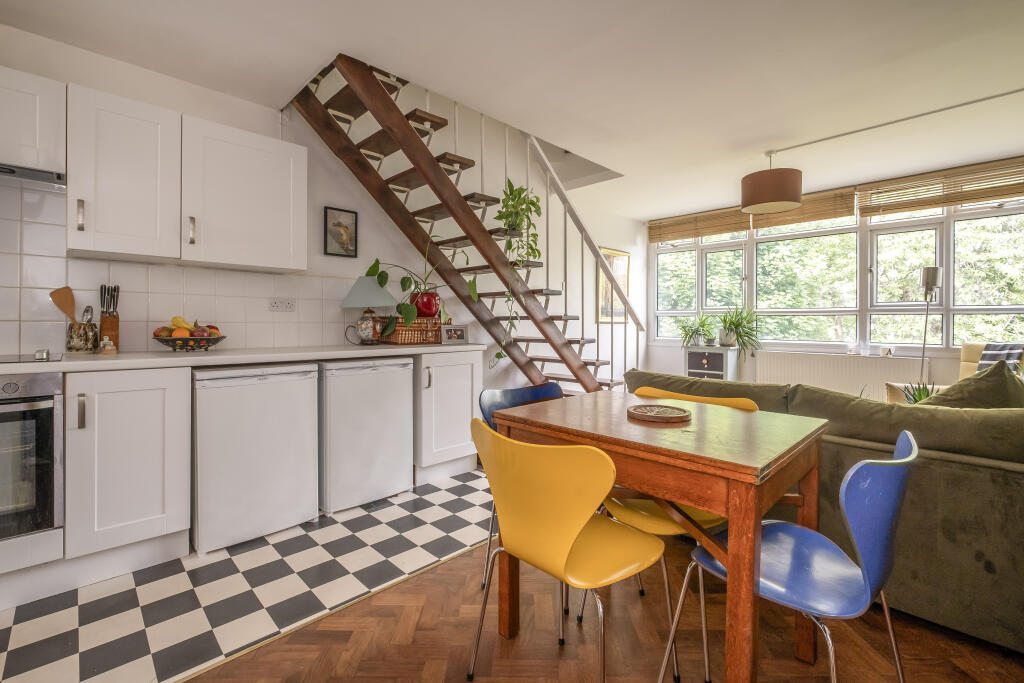 Main image of property: Kersfield Road, London, SW15