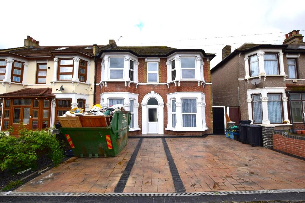 Main image of property: Kingswood Road, Ilford, IG3
