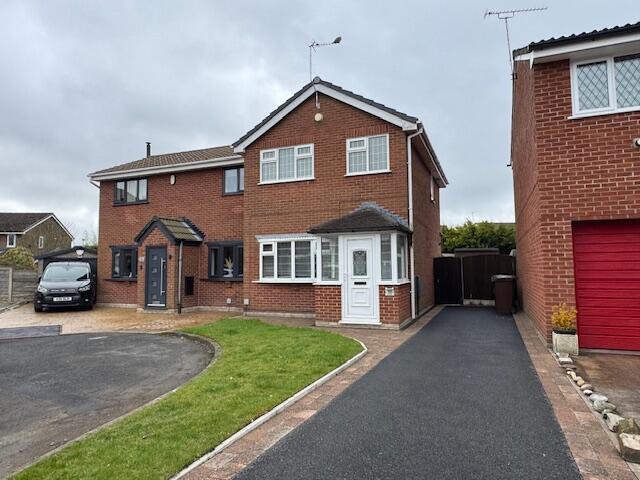 Main image of property: Keld Close, Bury, Greater Manchester, BL8