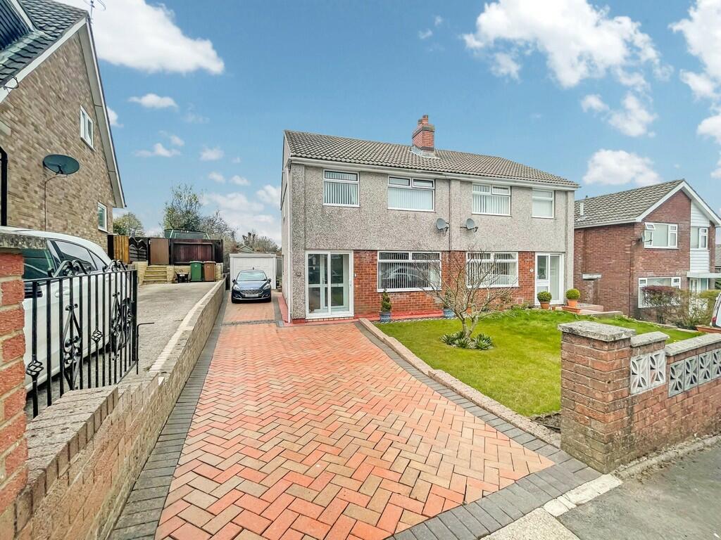 3 bedroom semidetached house for sale in Fairways, Bargoed, CF81