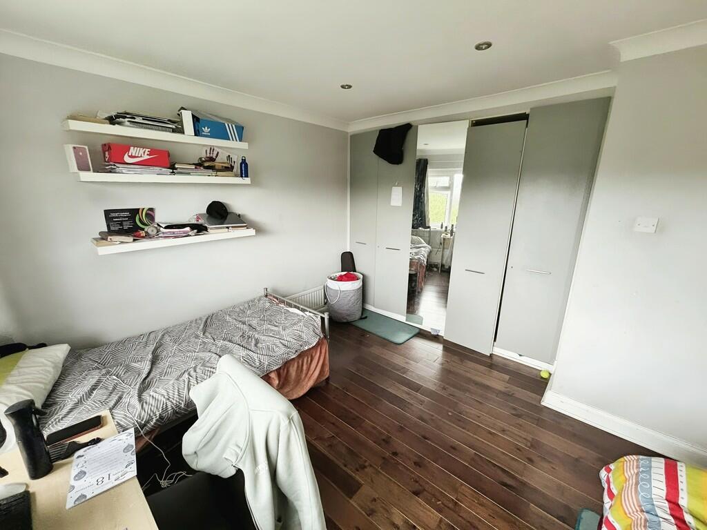 Additional property image - Glen View, Park Lane, Treharris