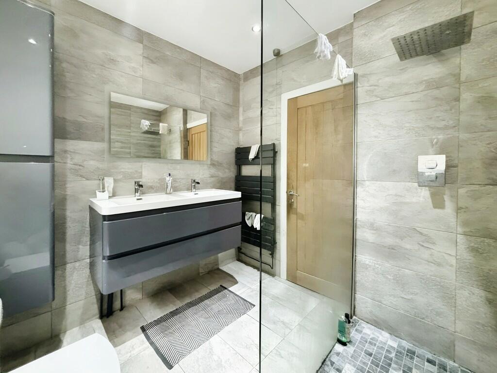Additional property image - Glen View, Park Lane, Treharris