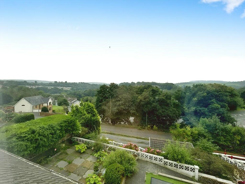 Additional property image - Glen View, Park Lane, Treharris