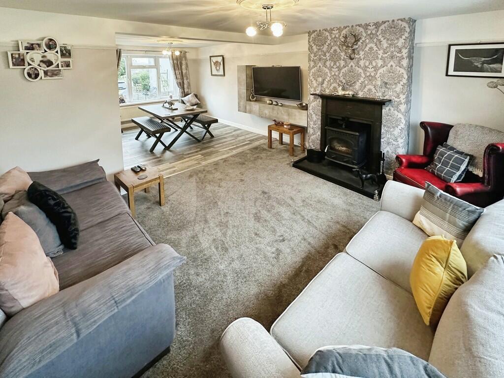 Additional property image - South View Houses, Gelligaer, Hengoed