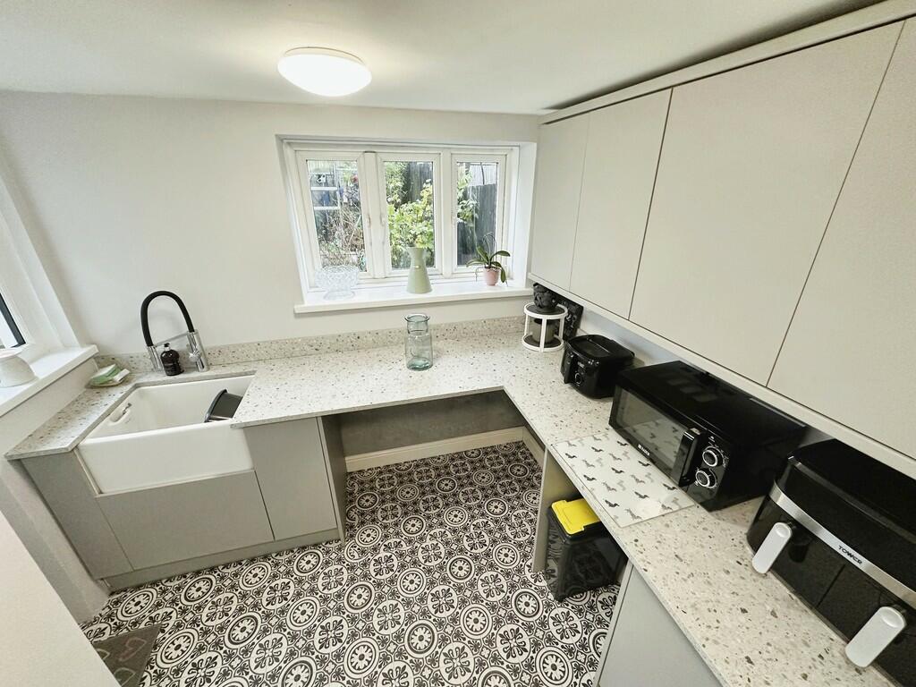 Additional property image - South View Houses, Gelligaer, Hengoed