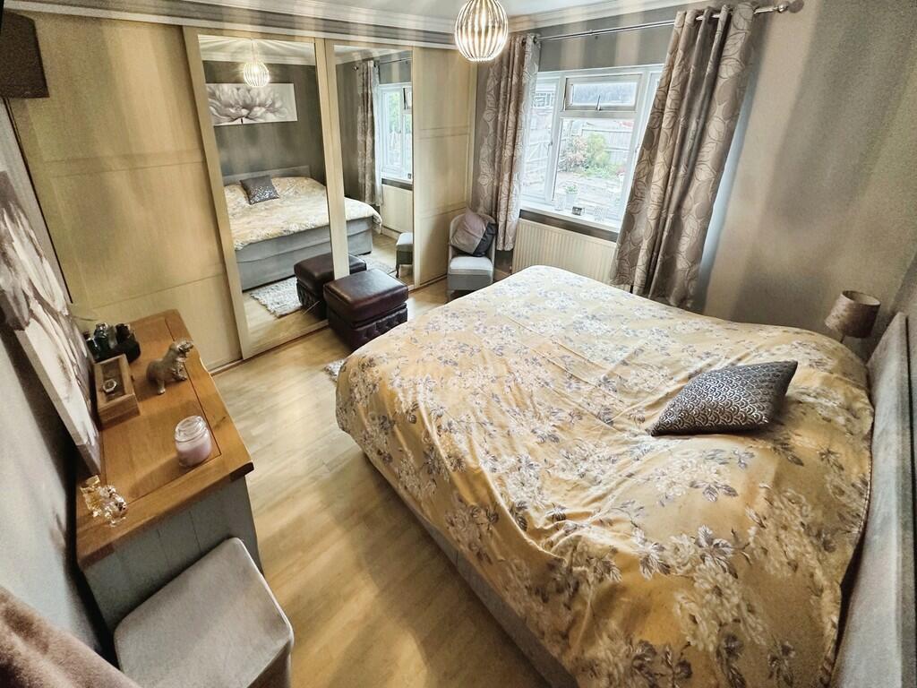 Additional property image - South View Houses, Gelligaer, Hengoed