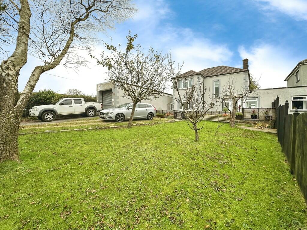 Additional property image - South View Houses, Gelligaer, Hengoed