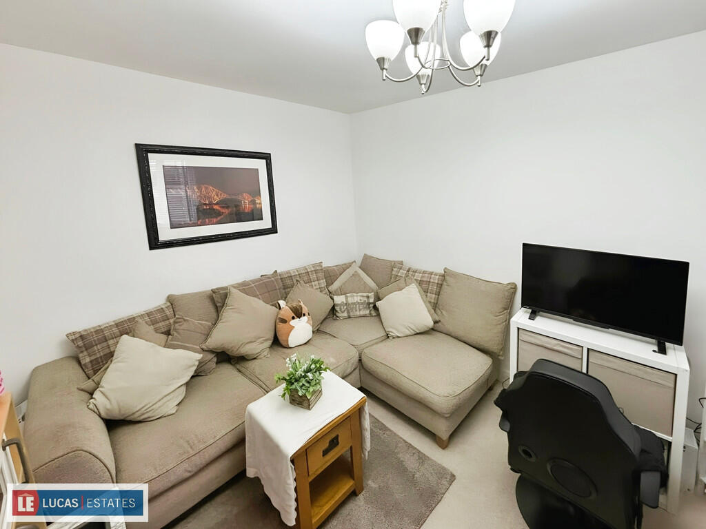Additional property image - Trem Yr Afon, Cefn Hengoed, Hengoed