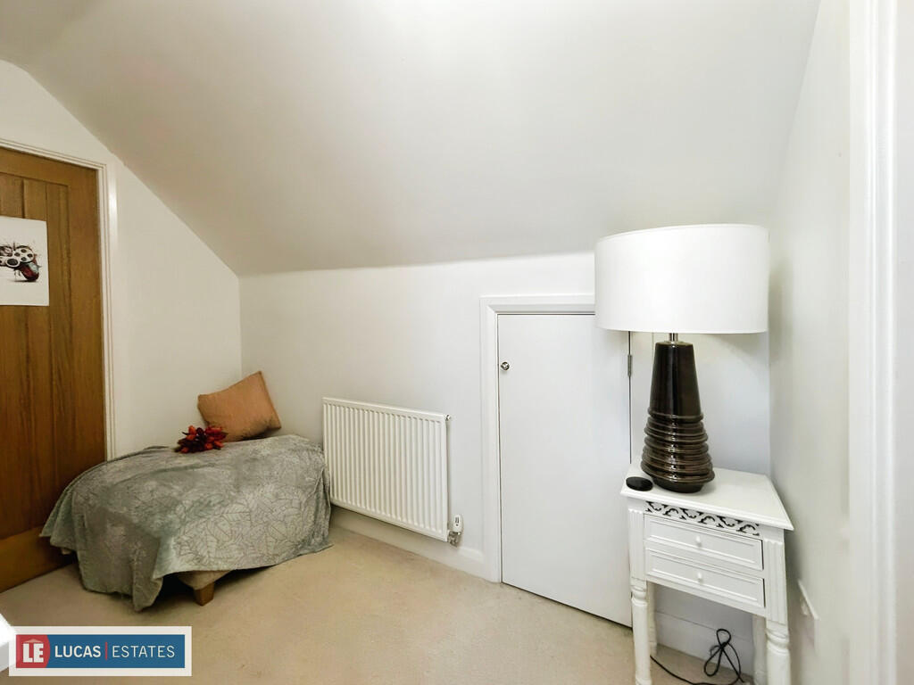 Additional property image - Trem Yr Afon, Cefn Hengoed, Hengoed