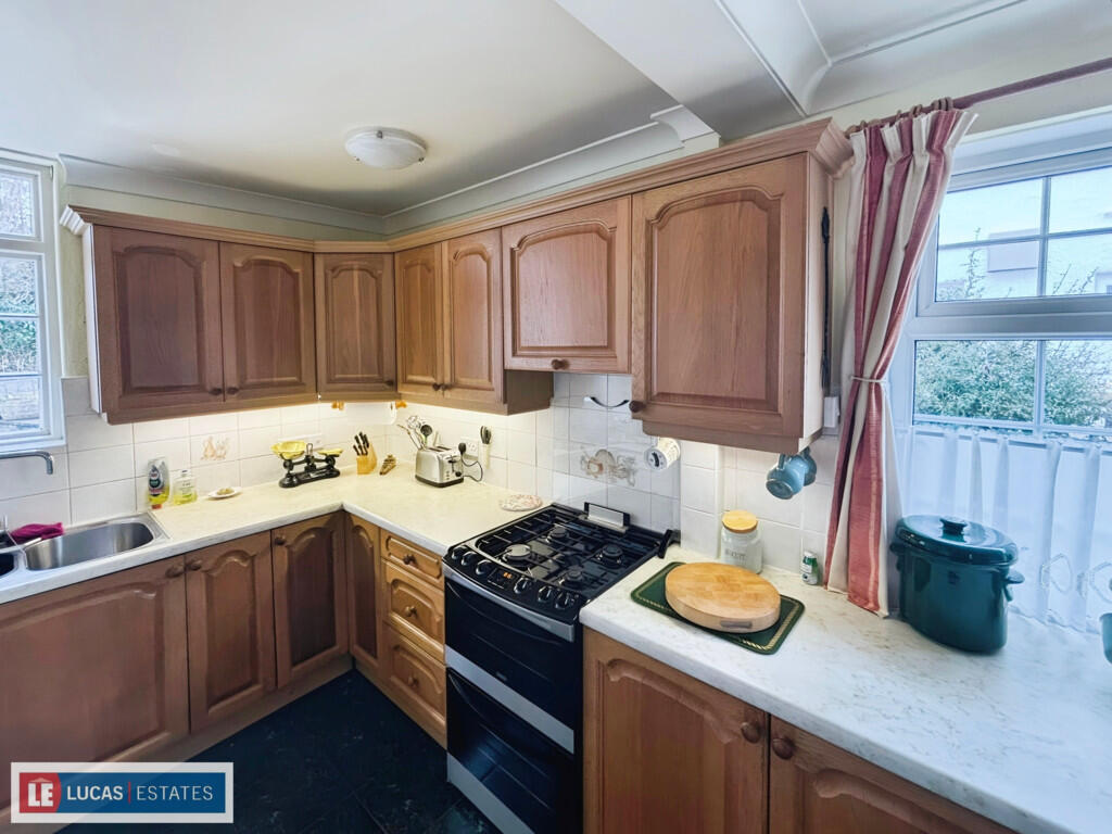 Additional property image - Park Lane, Ystrad Mynach