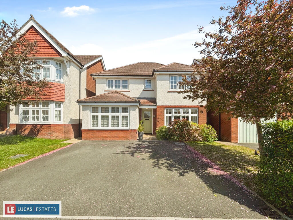 Main image of property: 3 Orchard row, Trelewis, Treharris