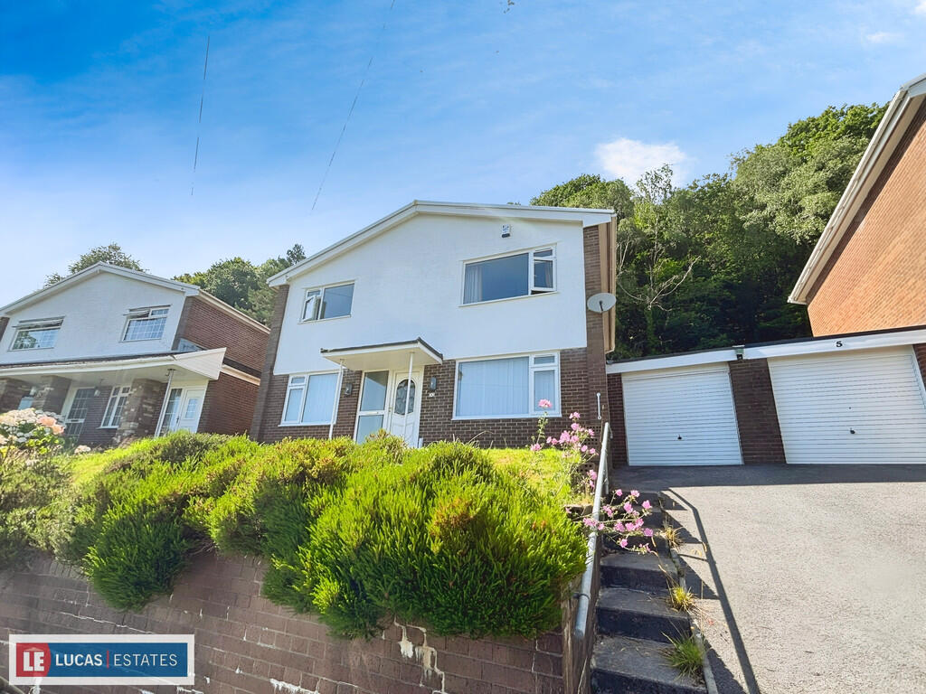 Main image of property: Ashgrove, Edwardsville, Treharris