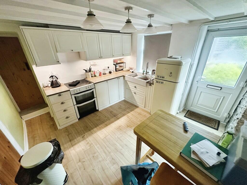 Additional property image - Mount Pleasant Cottages, Hengoed