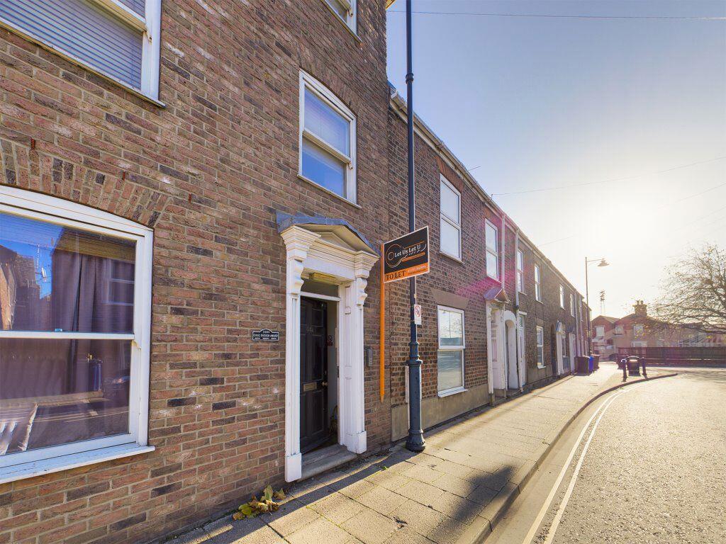Main image of property: Pen Street, Boston