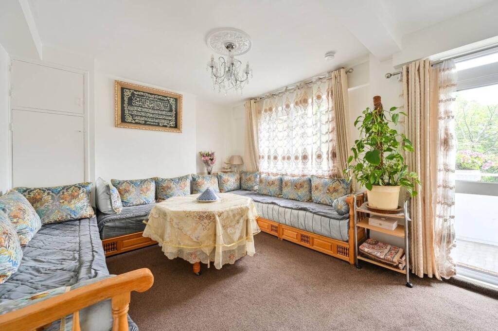 Main image of property: Nelson Square, Southwark, London, SE1