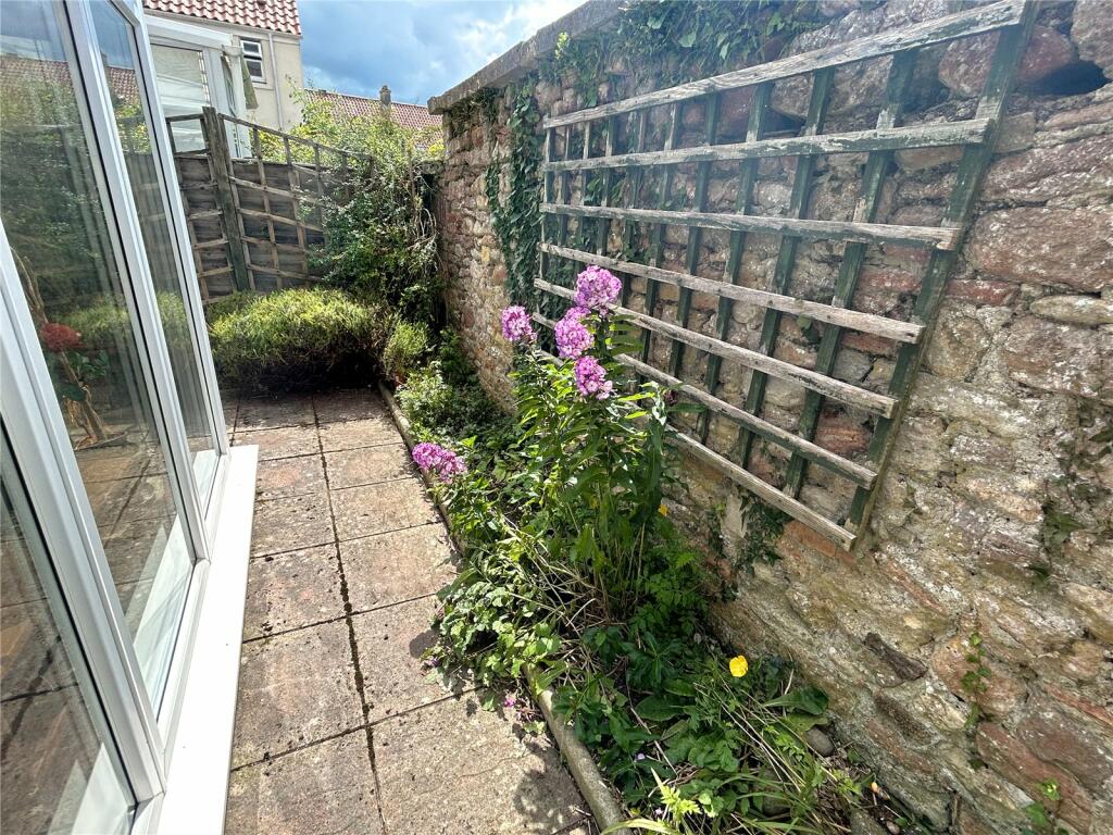 Additional property image - Lawpool Court, Wells, BA5