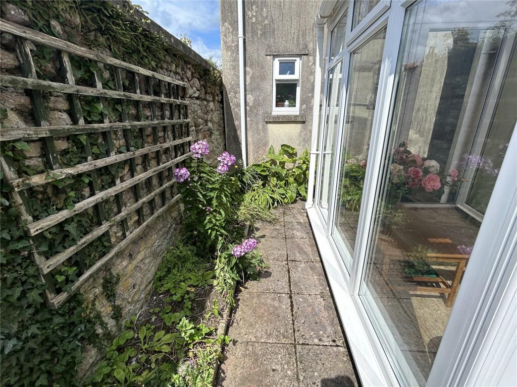 Additional property image - Lawpool Court, Wells, BA5