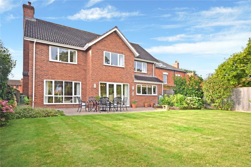 5 bedroom detached house for sale in Burtle Road, Burtle, Bridgwater