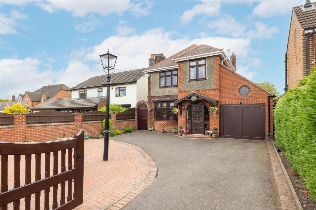 Main image of property: The Moor, Coleorton, LE67