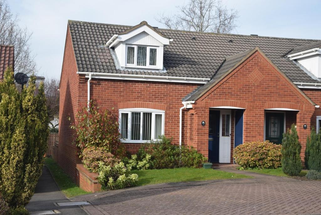 2 bedroom bungalow for sale in Warwick Way, AshbyDeLaZouch, LE65
