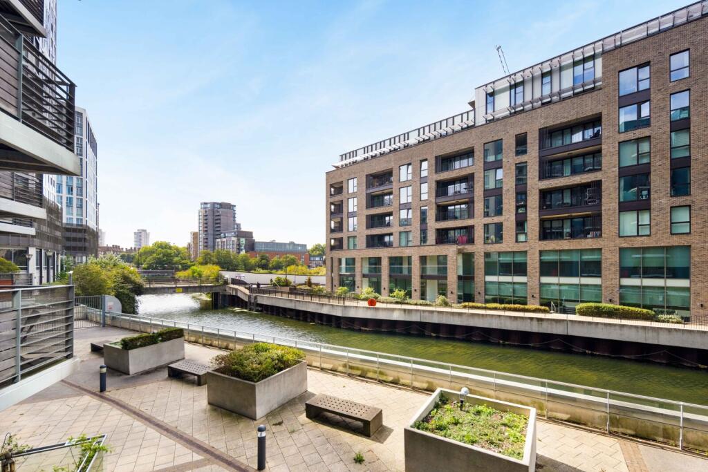 Main image of property: Thomas Frye Court, 30 High Street, Stratford, London, E15