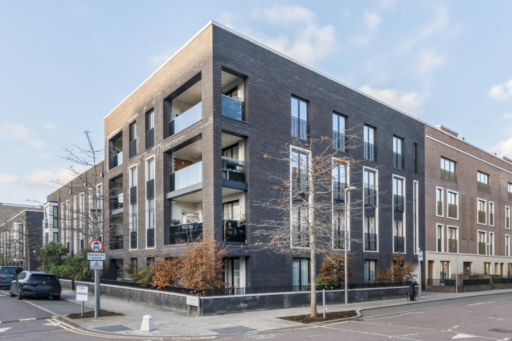 Main image of property: Windsor House, 21 Peloton Avenue, London, E20