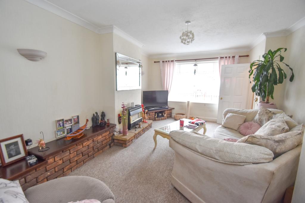 2 bedroom semidetached house for sale in Cavendish Road, Skegness, PE25